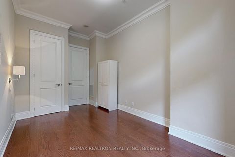 Photo 23 at 123 - 80 Burns Boulevard N, King City, King