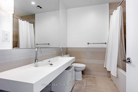 Photo 11 at 217 - 70 Distillery Lane, Waterfront Communities C8, Toronto