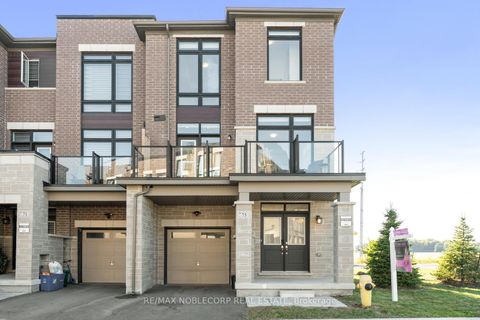 Photo 1 at 75 Holyrood Crescent, Kleinburg, Vaughan