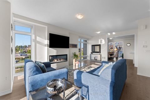 Photo 15 at 75 Holyrood Crescent, Kleinburg, Vaughan