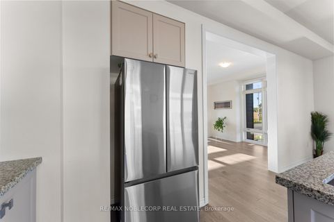 Photo 22 at 75 Holyrood Crescent, Kleinburg, Vaughan