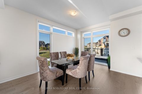 Photo 26 at 75 Holyrood Crescent, Kleinburg, Vaughan