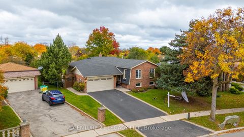 Photo 3 at 299 PINEGROVE Road, WO West, Oakville