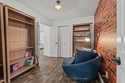 Photo 10 at 299 PINEGROVE Road, WO West, Oakville