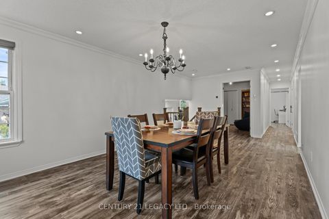 Photo 15 at 299 PINEGROVE Road, WO West, Oakville