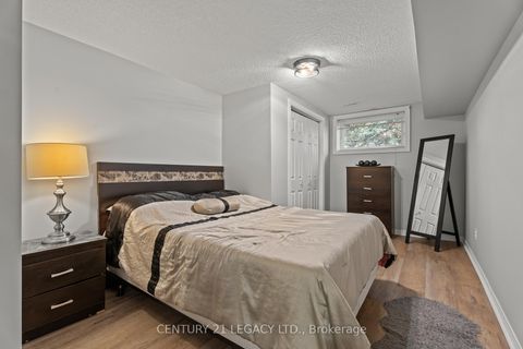 Photo 25 at 299 PINEGROVE Road, WO West, Oakville