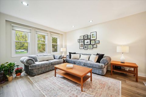 Photo 4 at 87 River Oaks Boulevard W, RO River Oaks, Oakville