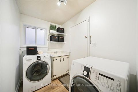 Photo 8 at 87 River Oaks Boulevard W, RO River Oaks, Oakville