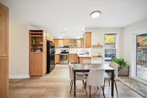 Photo 9 at 87 River Oaks Boulevard W, RO River Oaks, Oakville