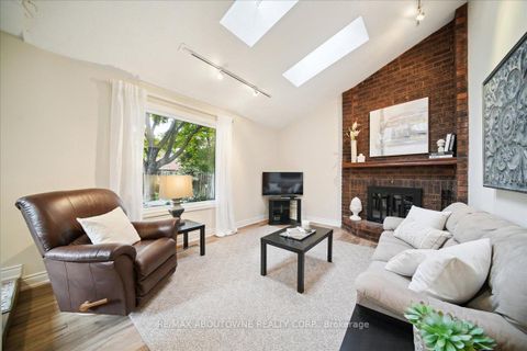 Photo 13 at 87 River Oaks Boulevard W, RO River Oaks, Oakville