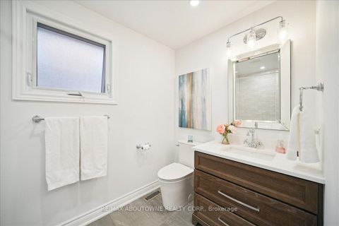 Photo 20 at 87 River Oaks Boulevard W, RO River Oaks, Oakville