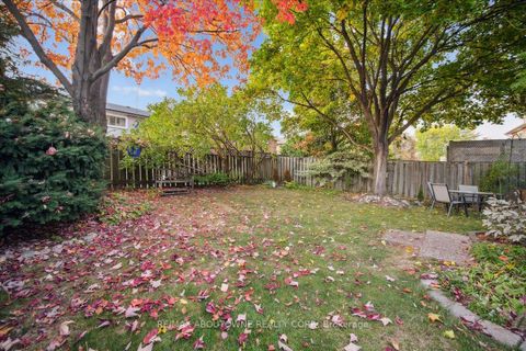 Photo 28 at 87 River Oaks Boulevard W, RO River Oaks, Oakville