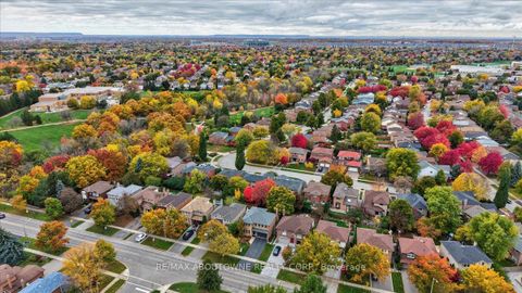Photo 33 at 87 River Oaks Boulevard W, RO River Oaks, Oakville