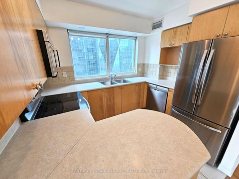 Photo 8 at 2212 - 18 Yonge Street, Waterfront Communities C1, Toronto