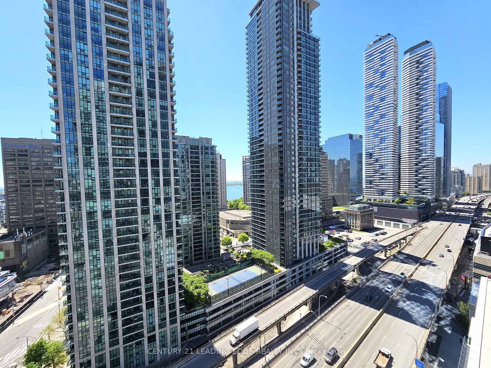 Photo 17 at 2212 - 18 Yonge Street, Waterfront Communities C1, Toronto Photo 17 at 2212 - 18 Yonge Street, Waterfront Communities C1, Toronto