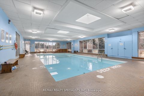 Photo 33 at 803 - 820 Burnhamthorpe Road, Markland Wood, Toronto