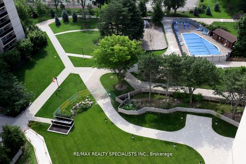 Photo 35 at 803 - 820 Burnhamthorpe Road, Markland Wood, Toronto