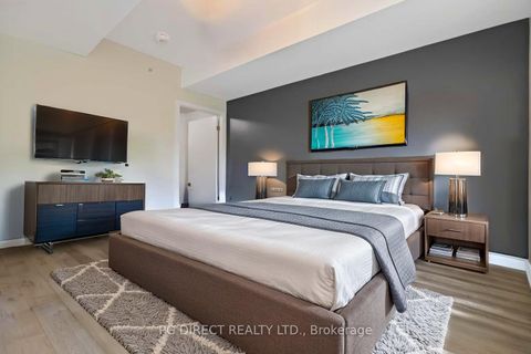 Photo 6 at 622 - 38 Howard Park Avenue, Roncesvalles, Toronto