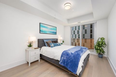 Photo 17 at 415 - 155 Merchants' Wharf, Waterfront Communities C8, Toronto