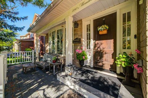 Photo 1 at 2193 Meadowland Drive, RO River Oaks, Oakville