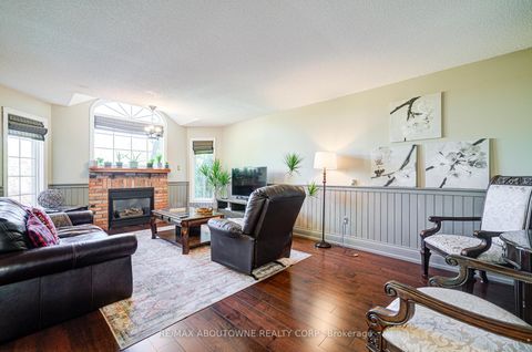 Photo 25 at 2193 Meadowland Drive, RO River Oaks, Oakville