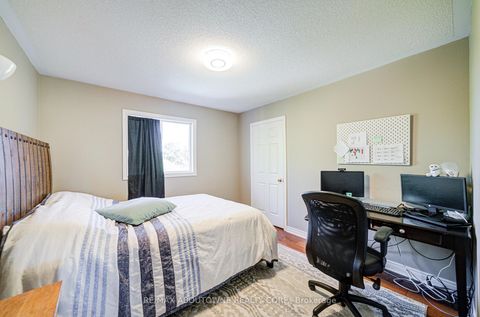 Photo 30 at 2193 Meadowland Drive, RO River Oaks, Oakville