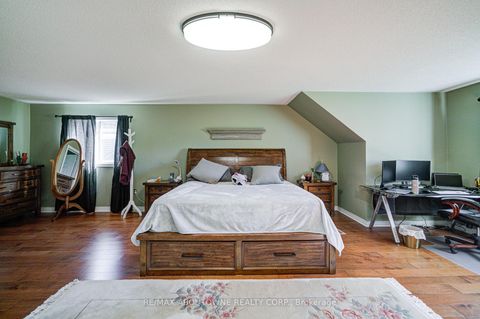 Photo 36 at 2193 Meadowland Drive, RO River Oaks, Oakville