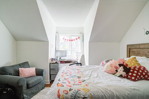 Photo 43 at 2193 Meadowland Drive, RO River Oaks, Oakville