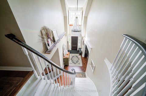 Photo 44 at 2193 Meadowland Drive, RO River Oaks, Oakville