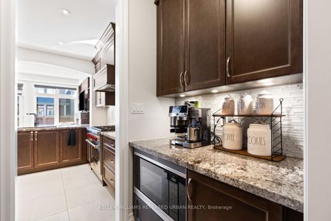 Photo 10 at 58 Wells Orchard Crescent, King City, King