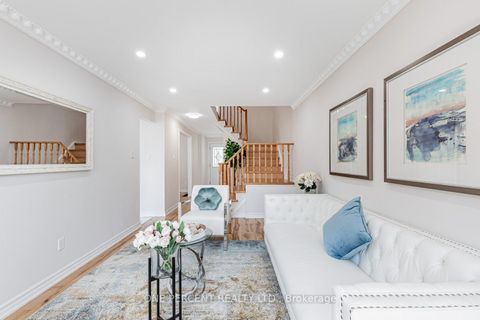 Photo 6 at 37 Lansbury Court, Yorkhill, Vaughan Photo 6 at 37 Lansbury Court, Yorkhill, Vaughan