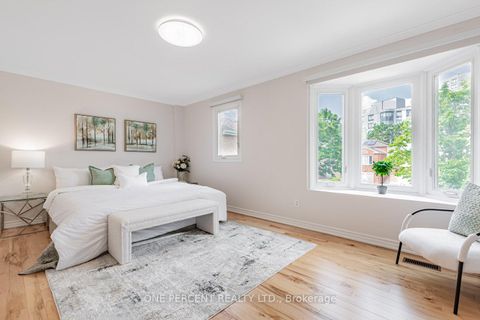 Photo 20 at 37 Lansbury Court, Yorkhill, Vaughan Photo 20 at 37 Lansbury Court, Yorkhill, Vaughan