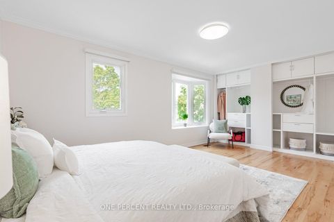 Photo 21 at 37 Lansbury Court, Yorkhill, Vaughan Photo 21 at 37 Lansbury Court, Yorkhill, Vaughan