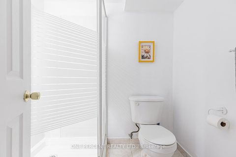 Photo 33 at 37 Lansbury Court, Yorkhill, Vaughan