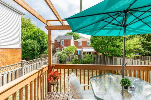 Photo 35 at 37 Lansbury Court, Yorkhill, Vaughan Photo 35 at 37 Lansbury Court, Yorkhill, Vaughan