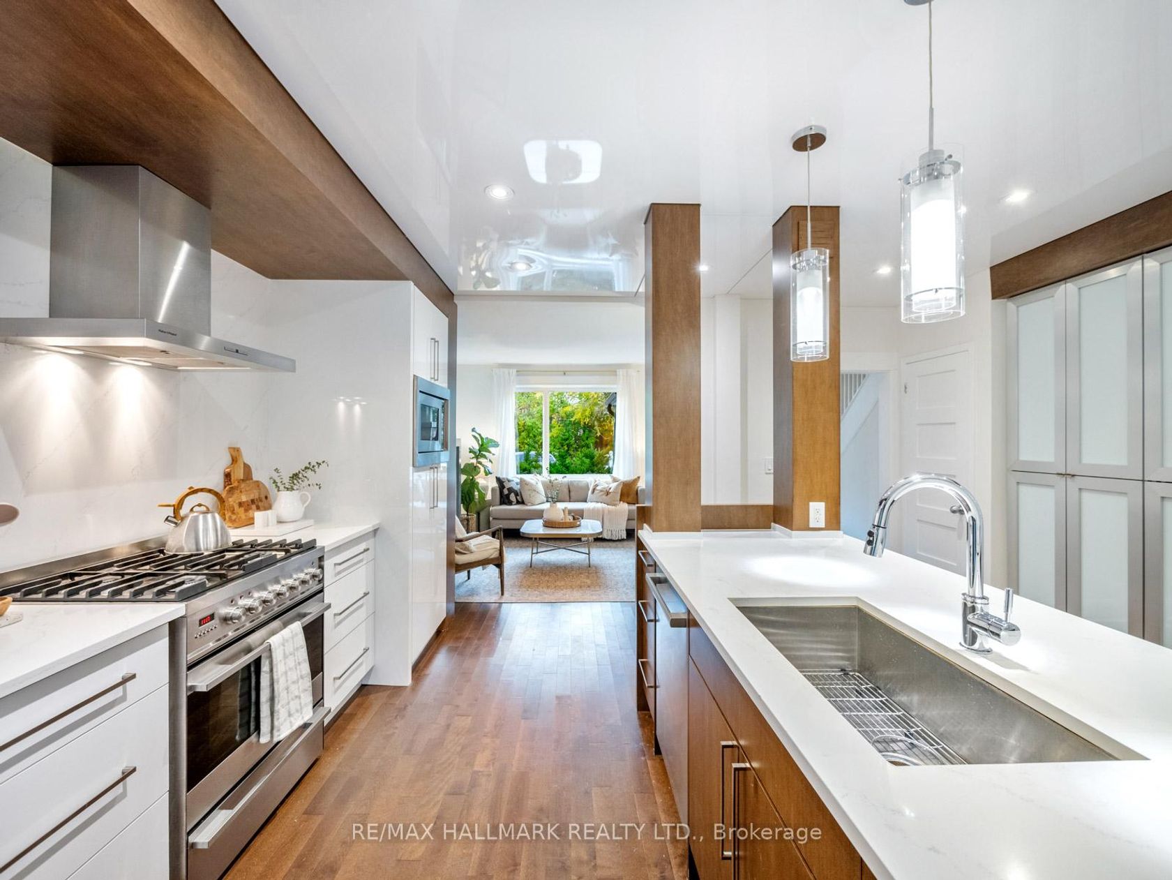 Photo 10 at 51 Beachdale Avenue, Cliffside, Toronto Photo 10 at 51 Beachdale Avenue, Cliffside, Toronto