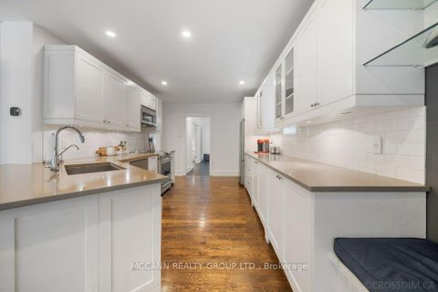 Photo 14 at 43 Sherwood Avenue, Mount Pleasant East, Toronto