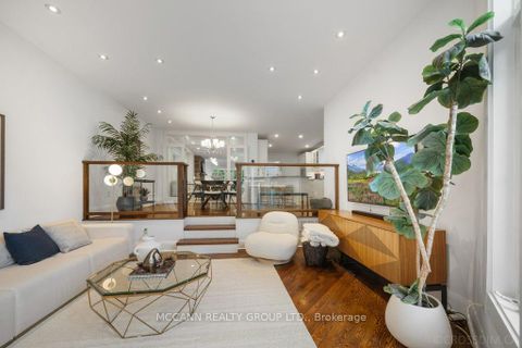 Photo 21 at 43 Sherwood Avenue, Mount Pleasant East, Toronto