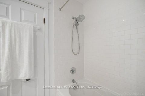 Photo 34 at 43 Sherwood Avenue, Mount Pleasant East, Toronto