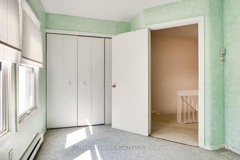 Photo 13 at 5 Bowmore Road, Woodbine Corridor, Toronto