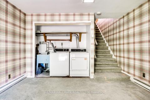 Photo 16 at 5 Bowmore Road, Woodbine Corridor, Toronto