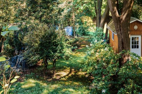 Photo 20 at 5 Bowmore Road, Woodbine Corridor, Toronto