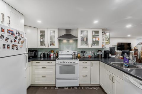 Photo 37 at 1208 Avenue Road, Lawrence Park South, Toronto