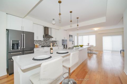 Photo 15 at 11 Yacht Drive, Bowmanville, Clarington