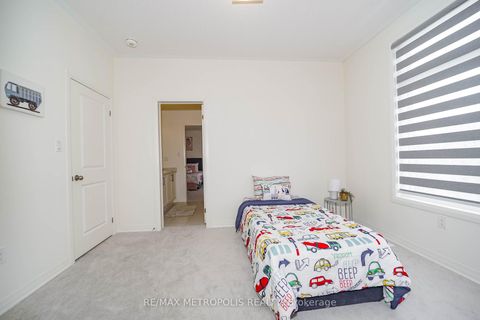 Photo 21 at 11 Yacht Drive, Bowmanville, Clarington