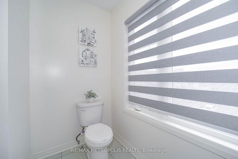 Photo 23 at 11 Yacht Drive, Bowmanville, Clarington