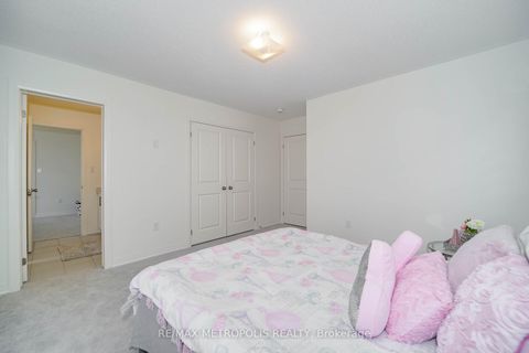 Photo 24 at 11 Yacht Drive, Bowmanville, Clarington