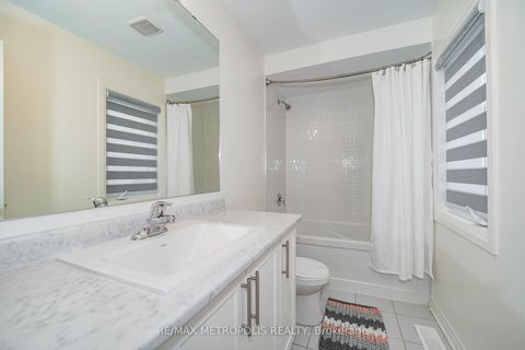 Photo 35 at 11 Yacht Drive, Bowmanville, Clarington