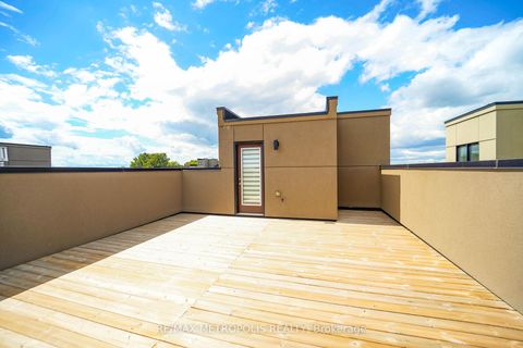 Photo 40 at 11 Yacht Drive, Bowmanville, Clarington