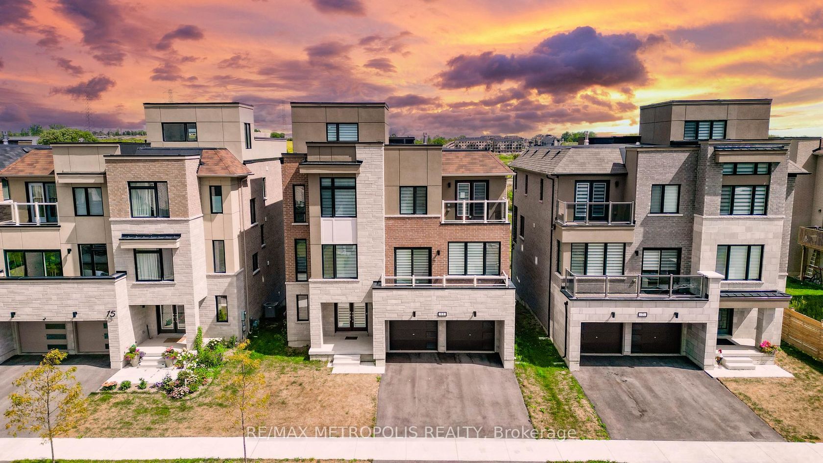 11 Yacht Drive, Bowmanville, Clarington 